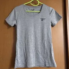 Reabok スポーツウェア