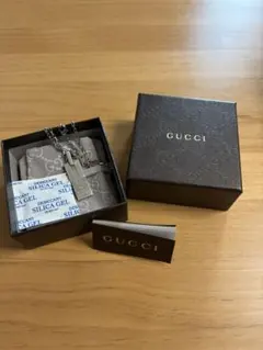 美品✨グッチ、GG柄アイボリープレートレディースネックレス_621 