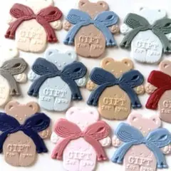 Item thumbnail for item 2007a56f-6e45-4428-aa27-1e108d61a3e2