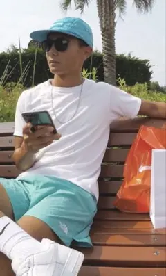 希少 廃盤カラー ノースフェイス バーサタイルショーツ エメラルド