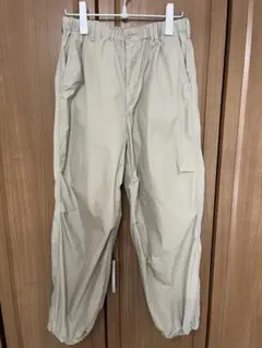 ユニクロC ワイドパラシュートパンツ ベージュ M