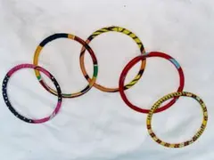 今なら-30％オフです/アフリカのブレスレット 3セット