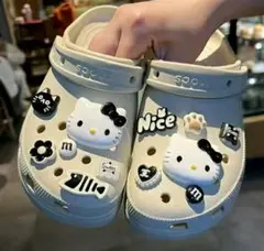 ハローキティ❤️クロックス ジビッツ アクセサリー可愛い黒系キティ12点セット