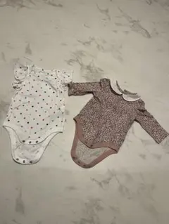 baby GAP 花柄ロンパース 2点まとめ売り