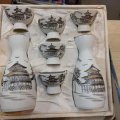 和風陶器製徳利とおちょこセット 長期保管品 未使用に近い 箱に傷 汚れあり