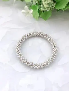 ビーズブレスレット(バングル)＊オフホワイトゴールド