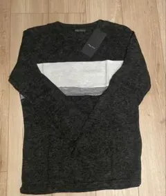 ラスト1点！新品タグ付き 長袖ニットセーター ダークグレー・ホワイトストライプ