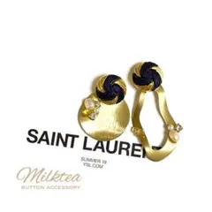 アンティークボタンと真鍮パーツのアシンメトリーピアス/イヤリング ネイビー