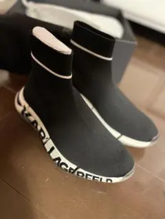 KARL LAGERFELD 新品サイドゴアブーツスニーカーのサムネイル