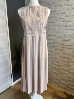 【ZARA】レースノースリーブロングワンピース　ピンクベージュ