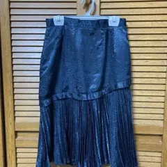 ♣︎お洒落なフリーツ付きスカートMサイズ ブラック色