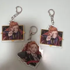 ケイトスペードキーホルダー＆バッジセット