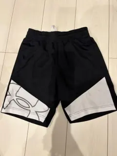 Under Armour バスパン ブラックのサムネイル
