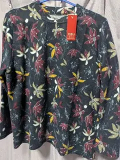 花柄 長袖Tシャツ LLサイズ