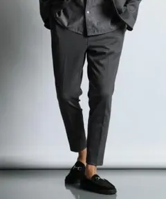 14,300円 極美品 JERSEY SLIM ノータック ジャージスラックスのサムネイル