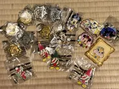 ディズニー　ピンズ他セット