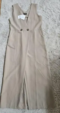 ベージュ ノースリーブ ロングサロペット