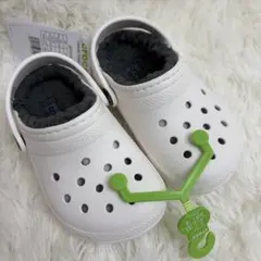 新品⭐️Crocs クロックス ボア付きサンダル 15.5cm ホワイト 子ども