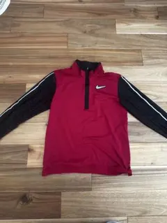 ナイキ　トレーニングウェア