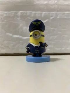 チョコエッグ　ミニオンズ　フィーバー　スチュアート④