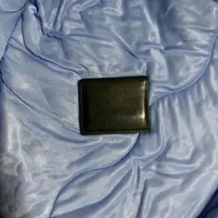 二つ折り財布 ダークグリーン レザー メンズ　レンマのサムネイル