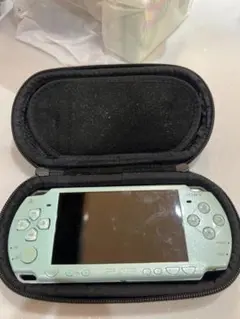 美品 PSP2000 ミント グリーン プレイステーション ポータブル SONY