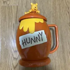 ディズニーランド プーさん ハニーポット型マグカップ