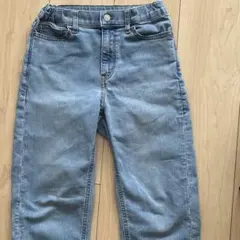 ライトブルーストレートデニムパンツ