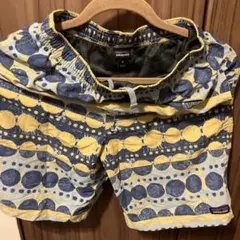 patagonia バギーズパンツドット柄 ショートパンツ XL(kids)