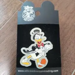週末値下！ドナルドダック ピンバッジ 4個セット