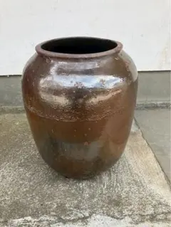 古い唐津焼の甕58cm 水瓶 古民具 睡蓮鉢 傘立て - メルカリ