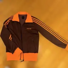 Item thumbnail for item 618de6dc-6870-43d3-9cbb-a10a364e194d