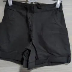 黒いショートパンツ ゴム入りウエストМサイズ
