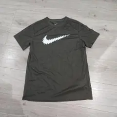 新品ギサギサNike DRI-FIT Tシャツ M オリーブグリーンのサムネイル