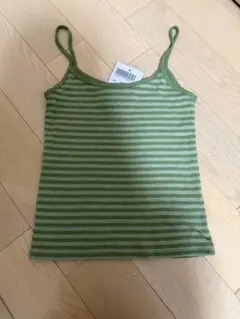 Brandy Melville ボーダーキャミソール グリーンのサムネイル