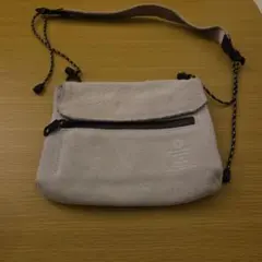 Item thumbnail for item 31bdb0ea-c553-430c-be1f-8e1ed3cedf58