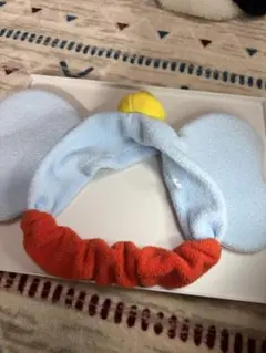 ダンボ　ヘアバンド　ディズニー