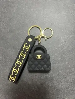 CHANEL ミニバッグキーホルダーノベルティ チャーム 黒