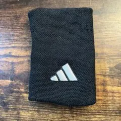 adidas ブラック リストバンド