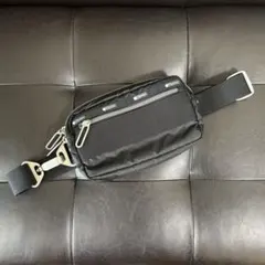 【極美品】LeSportsac ESSENTIAL RECT XBODY1390