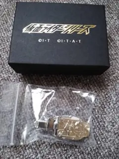 仮面ライダー龍騎 タイピン