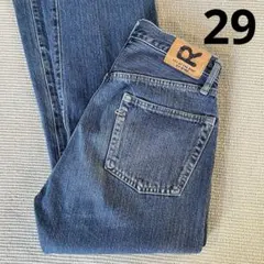 Item thumbnail for item 2d724107-3fd0-4468-98d1-1628e38a6b7f