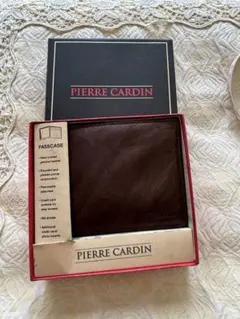 PIERRE CARDIN ブラウン 二つ折り財布のサムネイル