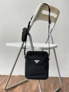 PRADA ナイロン ショルダーバッグ ブラック