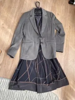 美品コムサイズムグレー ジャケット ネイビー ドレス セットM.Lサイズ