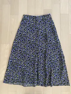 【美品)】ZARA 可愛い　花柄　フレアロングスカート