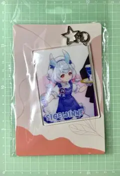 原神　シグウィン　アクリルキーホルダー