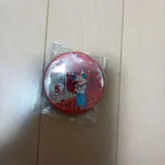 缶バッジ 赤色 キャラクター