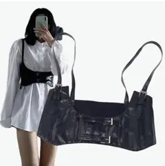 再入荷☆新品ハーネスベルト コルセットベルト ゴム ウエストベルト 黒のサムネイル