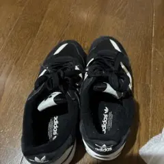 adidas’スニーカー
